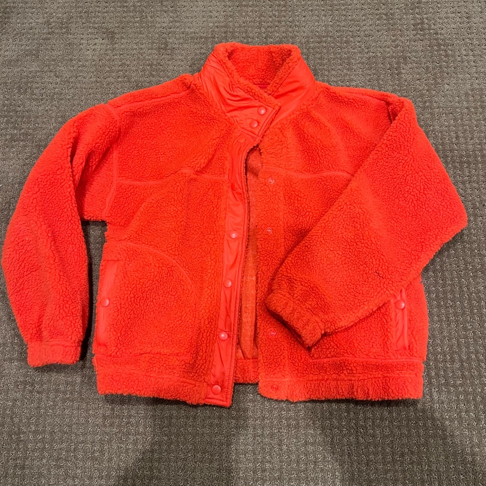 Old Navy Teddy Active Jacket. Women’s medium.